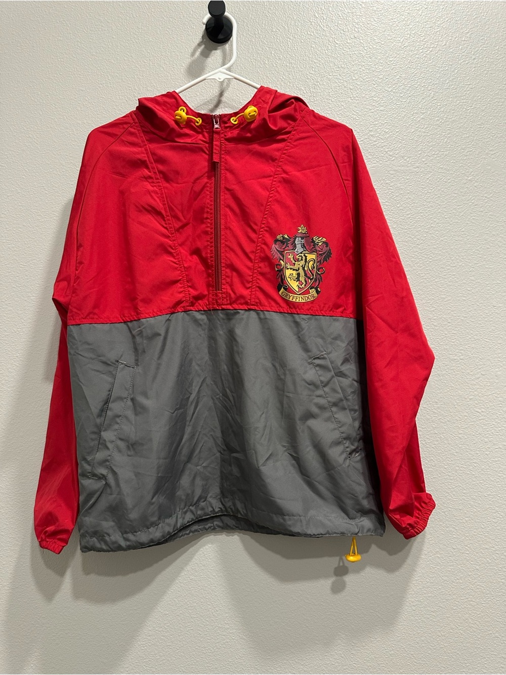 Harry Potter Gryffindor windbreaker universal studios